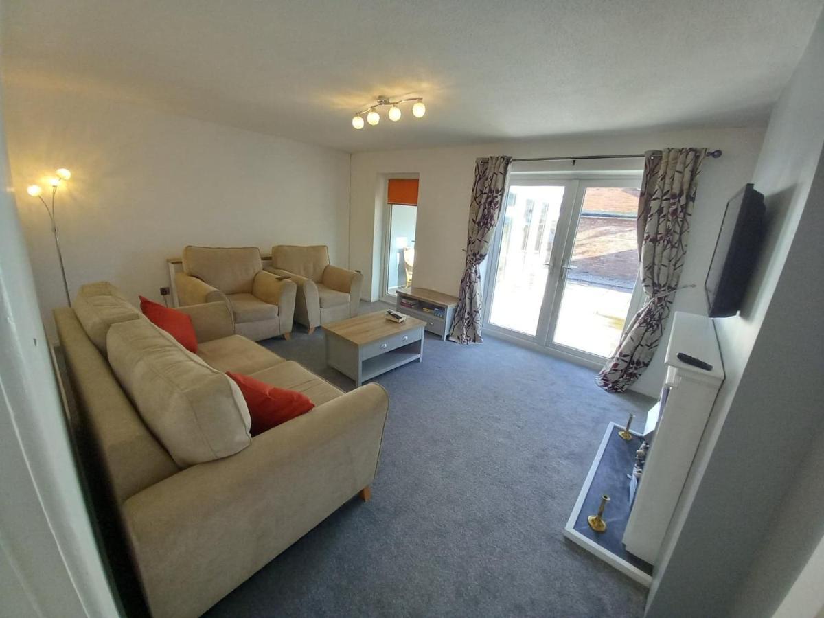 Leominster 3 Bedroom House Parking Garden Private Экстерьер фото